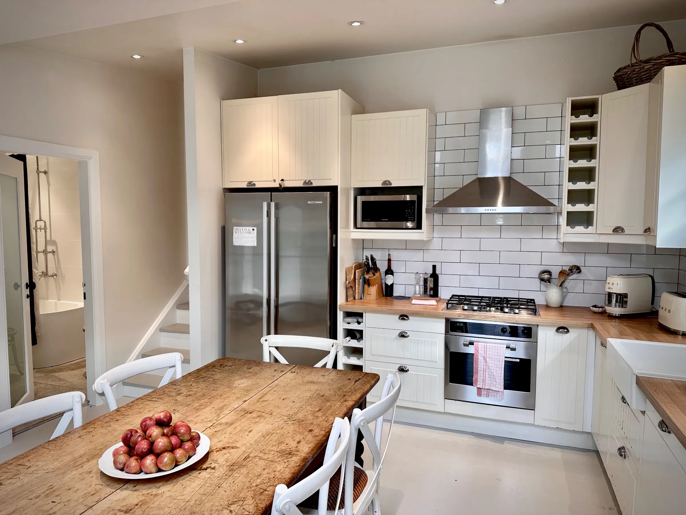 Fully equiped kitchen, country-style