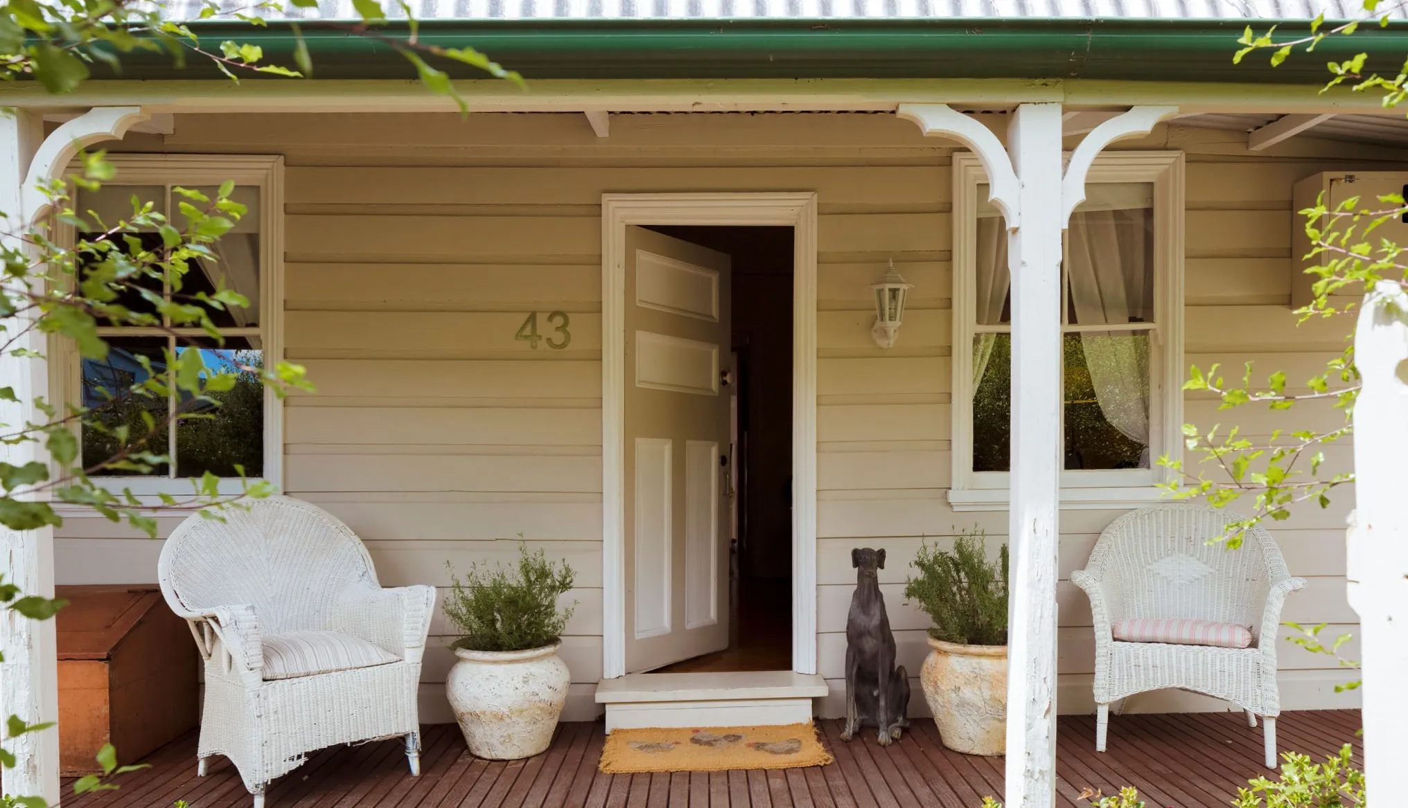 The front verandah of Illalangi with the door open